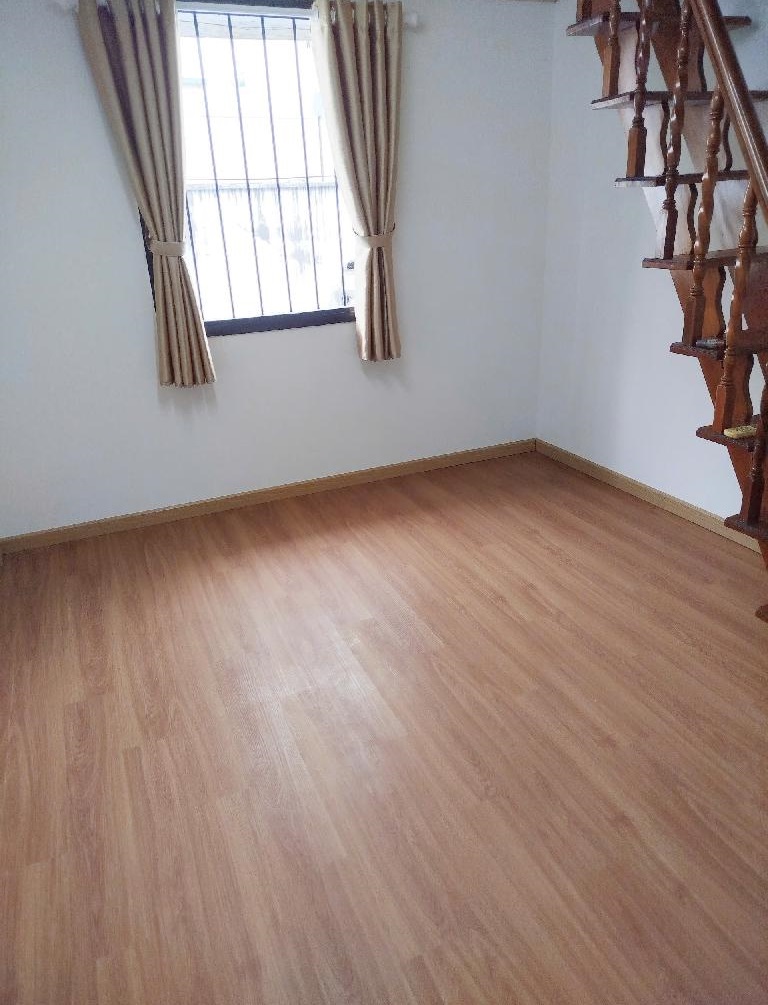 Bán căn hộ Lê Văn Sỹ 2PN, ngay Đặng Văn Ngữ, gần nhà thời Ba Chuông, chỉ hơn 1 tỷ