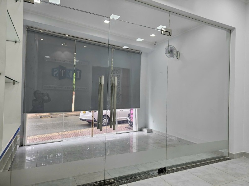 Bán nhà mặt tiền đường Đình Phong Phú, Phường Tăng Nhơn Phú . DT 91m2, 3 tầng, 3PN, sổ hồng. Giá 7.99 tỷ.