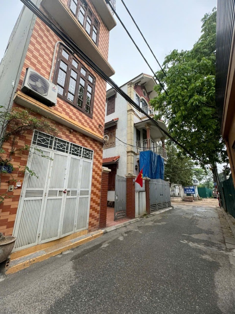 BÁN NHÀ BẮC CẦU – VIEW SÔNG – Ô TÔ VÀO TẬN NHÀ – GIÁ 4.5 TỶ