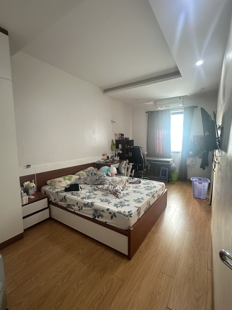 110m2 - 1