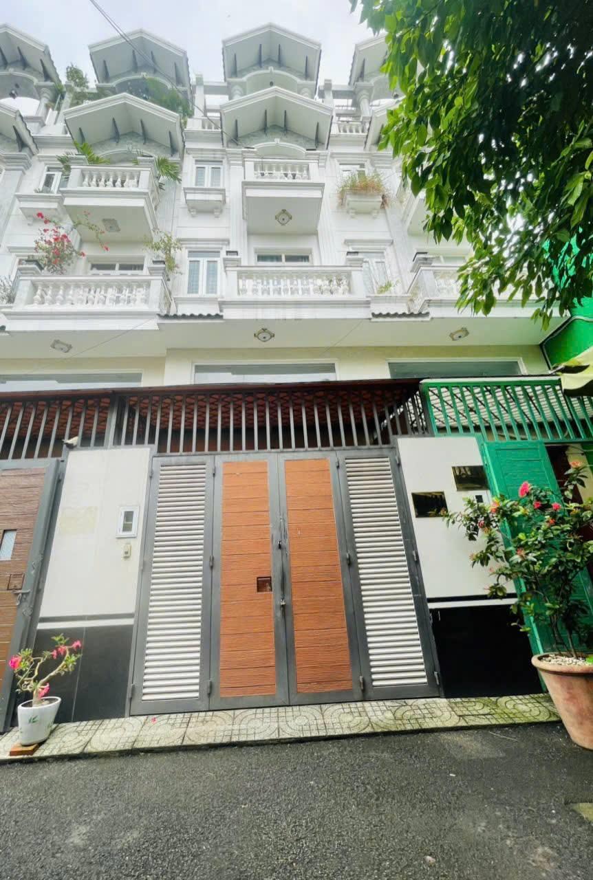 Bán nhà Gò Vấp, hẻm xe hơi vào nhà, 60m2, 5 tầng bề thế, vị trí cực đẹp