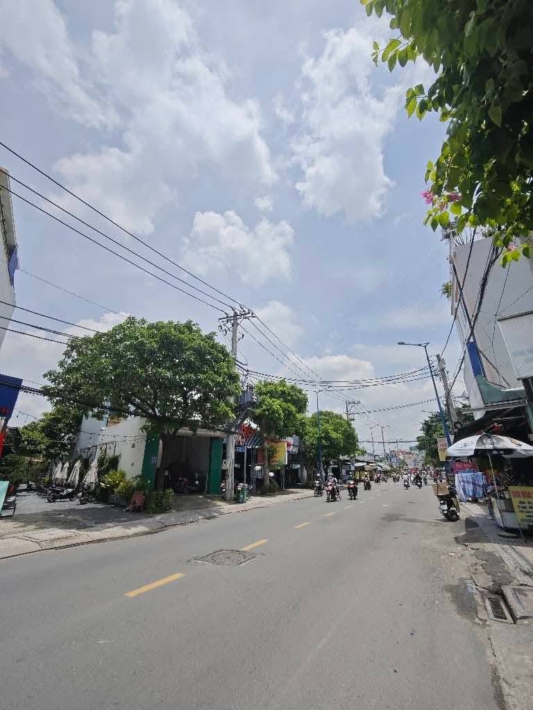 Nhà MT Trương Thị Hoa, P.Tân Thới Hiệp, 5x30m, giá 13.9 Tỷ