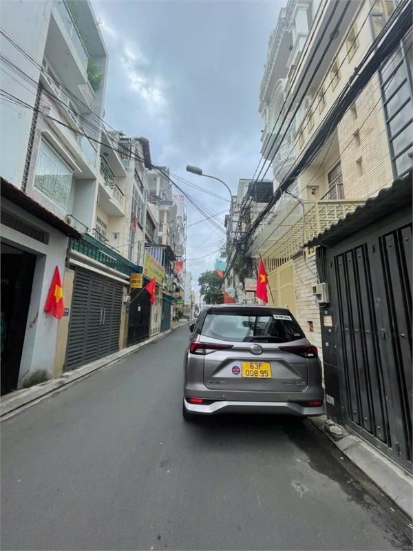 Bán nhà 4x11m, 3 Tầng – Hẻm 8m Phan Huy Ích, Phường 15, Tân Bình – Chỉ 5.5 tỷ