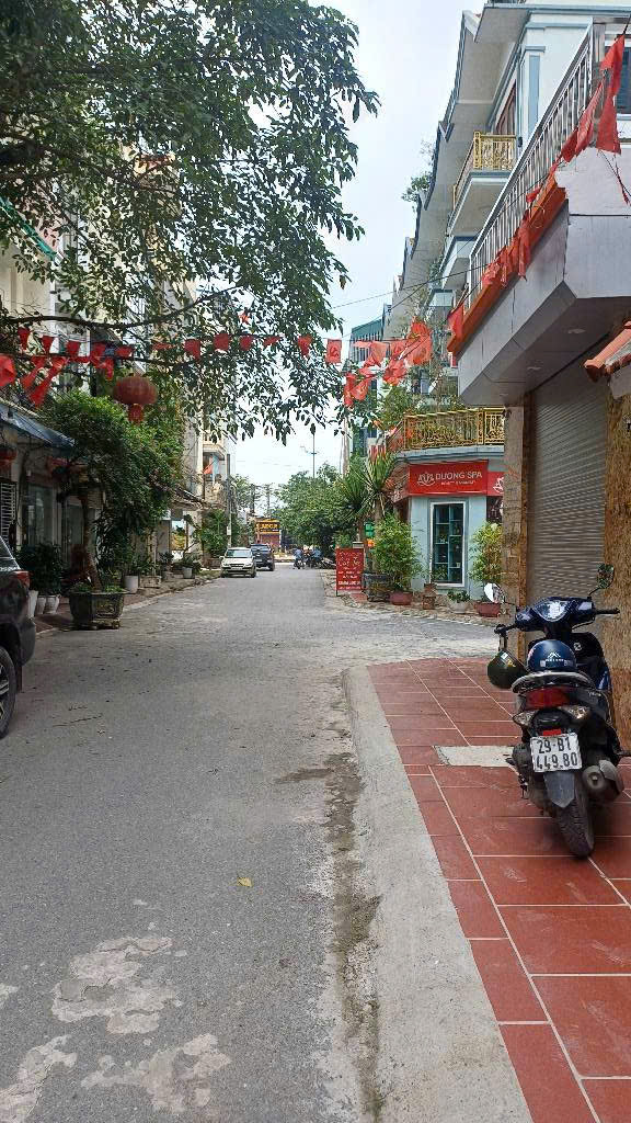 MỘT SIÊU PHẨM nhà đẹp Lộc Ninh, Chúc Sơn, Chương Mỹ, Hà Nội - Dt76.1m2 x 5 tầng
