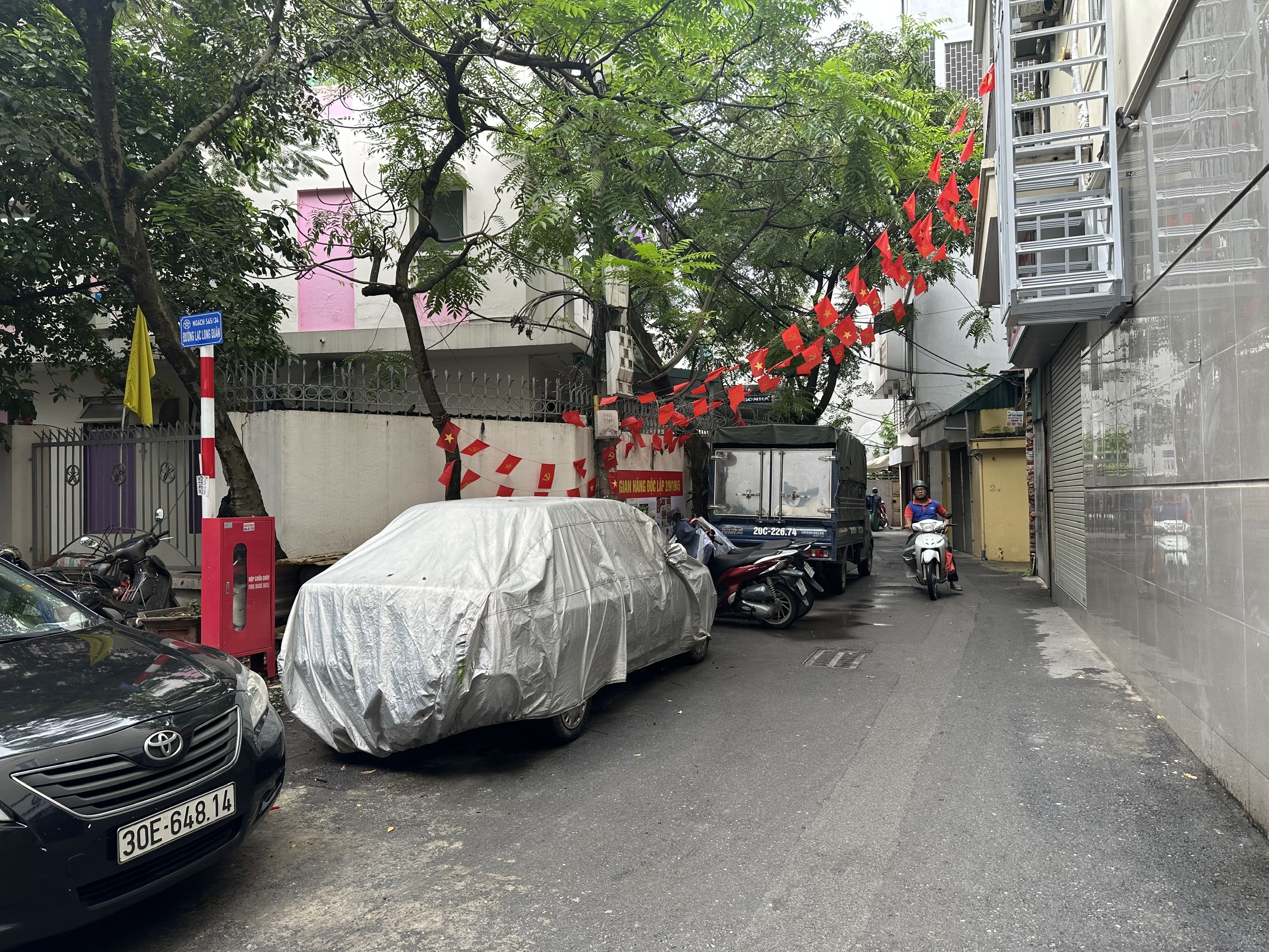BÁN ĐẤT KHU VỰC TÂY HỒ - LÔ GÓC HAI MẶT THOÁNG – 10 M Ô TÔ TRÁNH DỪNG ĐỖ _ 57,8M2 – 11,1 TỶ