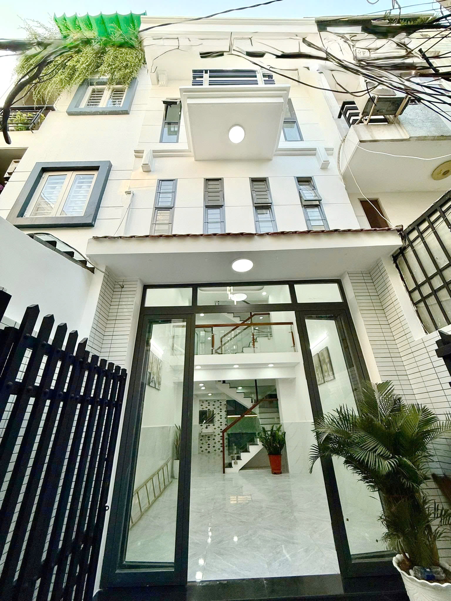 Nhà mới 4 tầng Hẻm 90 Âu Dương Lân P3 Q8 giá chỉ nhỉnh 5 tỷ