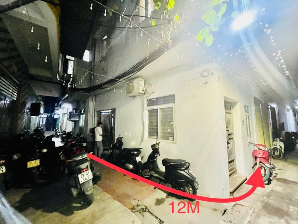 NHÀ LÔ GÓC 2 MẶT TIỀN - GIÁ TỐT - Vị Trí Đắc Địa Tại Phố Phùng Khoang, Hà Đông, Hà Nội