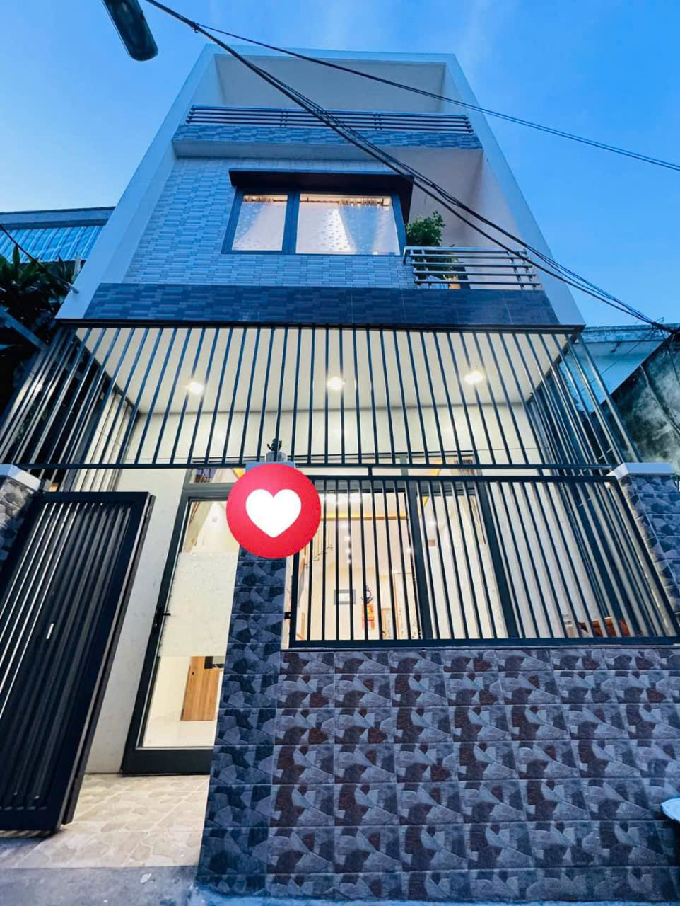 Nhà 3 tầng 3 Mê Kiệt ô tô Tôn Đản gần Chợ Hòa An – sát cầu vượt ngã 3 Huế