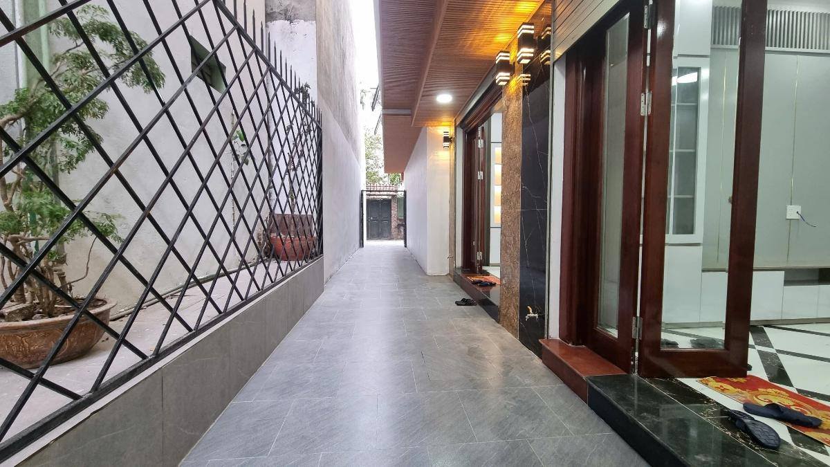 NHÀ ĐẸP, PHƯỜNG PHÚ THƯỢNG, TÂY HỒ-KD-Ô TÔ: 35M X5T, MT 3,5M, GIÁ 7,6 TỶ.