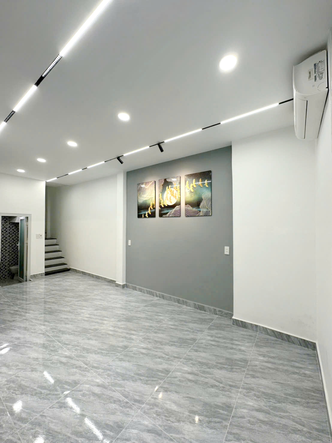 Nhà 3 tầng mới hẻm 266 Nguyễn Duy P. Chánh Hưng. Giá 2,95 tỷ TL