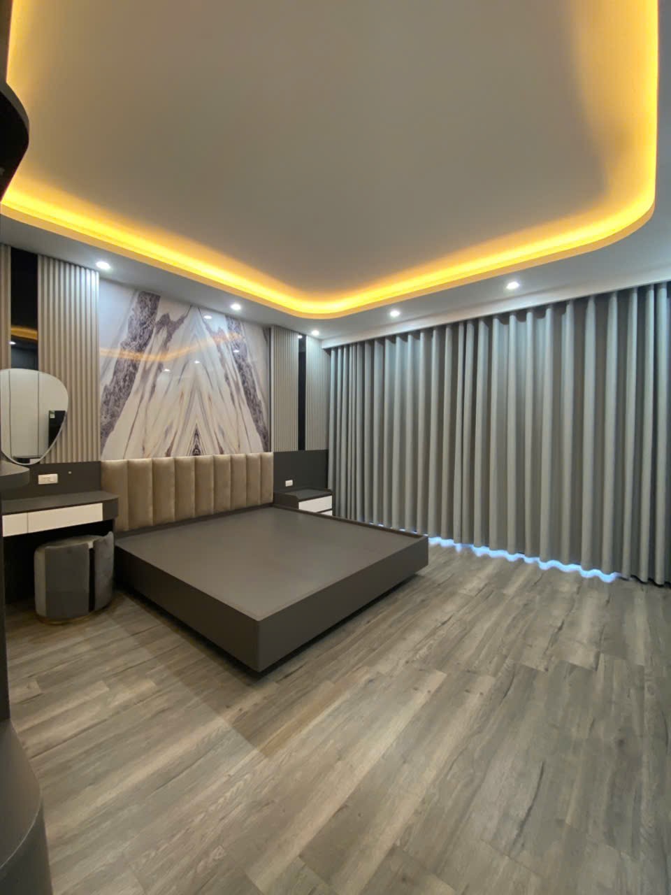 NHÀ ĐẸP MỚI KOONG - 6 TẦNG THANG MÁY - FULL NỘI THẤT - Ô TÔ VÀO NHÀ - LÔ GÓC 2 THOÁNG NGỌC THUỴ - 14,6 TỶ