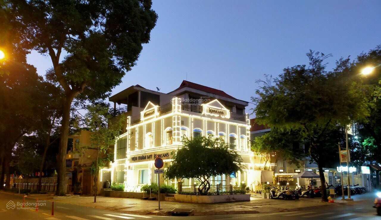 CHO THUÊ BIỆT THỰ TRUNG HOÀ NHÂN CHÍNH THANH XUÂN HÀ NỘI Diện tích: 230m2 x 3 tầng Mặt tiền: 15m
