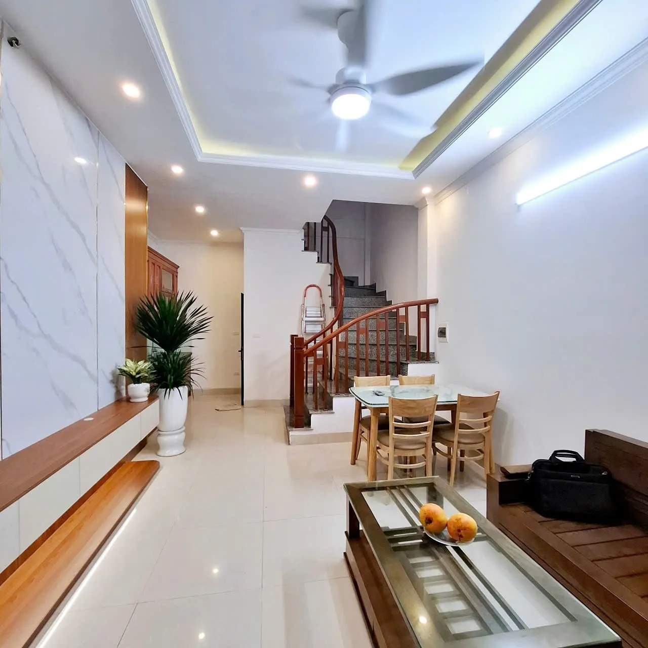 NHÀ ĐẸP THẠCH BÀN – VỊ TRÍ VÀNG – GIÁ MỀM NHƯ GIẤC MƠ