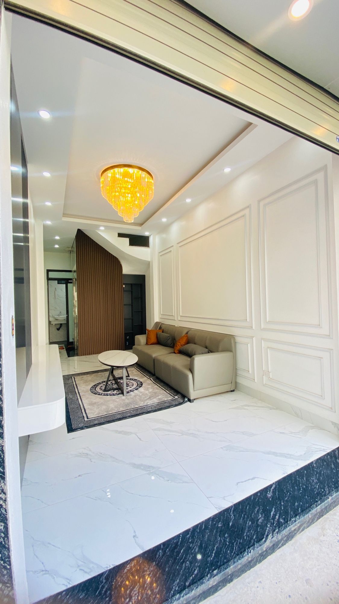 BÁN NHÀ ĐÀM QUANG TRUNG – LONG BIÊN ✨ Tuyệt phẩm kiến trúc giữa lòng phố thị – nơi an cư lý tưởng, sinh lời bền vững ✨