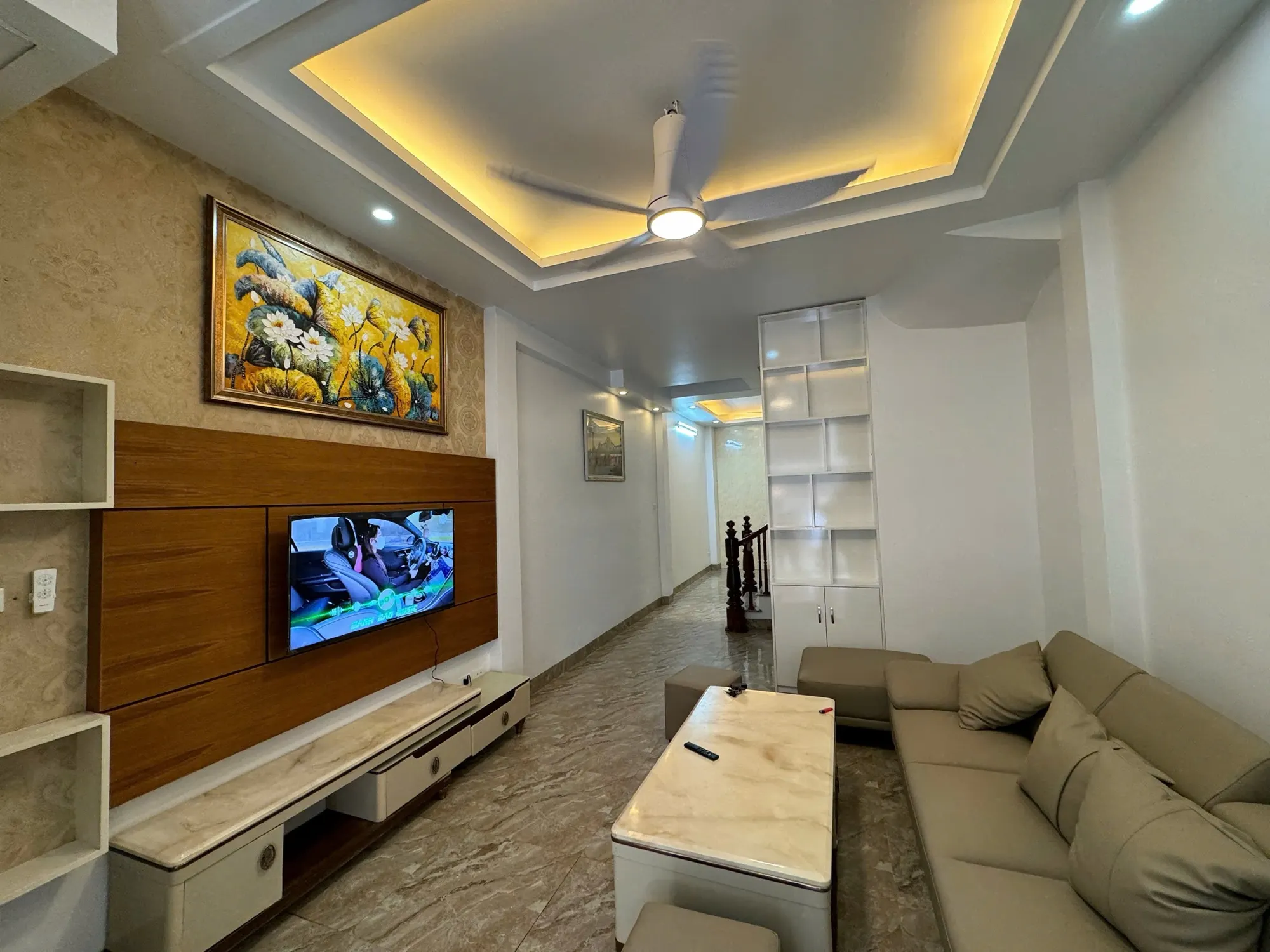 Bán nhà Ngọc Thụy 44m², 4 tầng, vị trí trung tâm, ở ngay