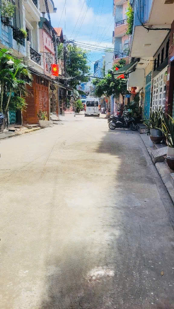 CĂN GÓC ĐẸP – HẺM XE TẢI – 4 TẦNG – BÀU CÁT – NHỈNH 8 TỶ