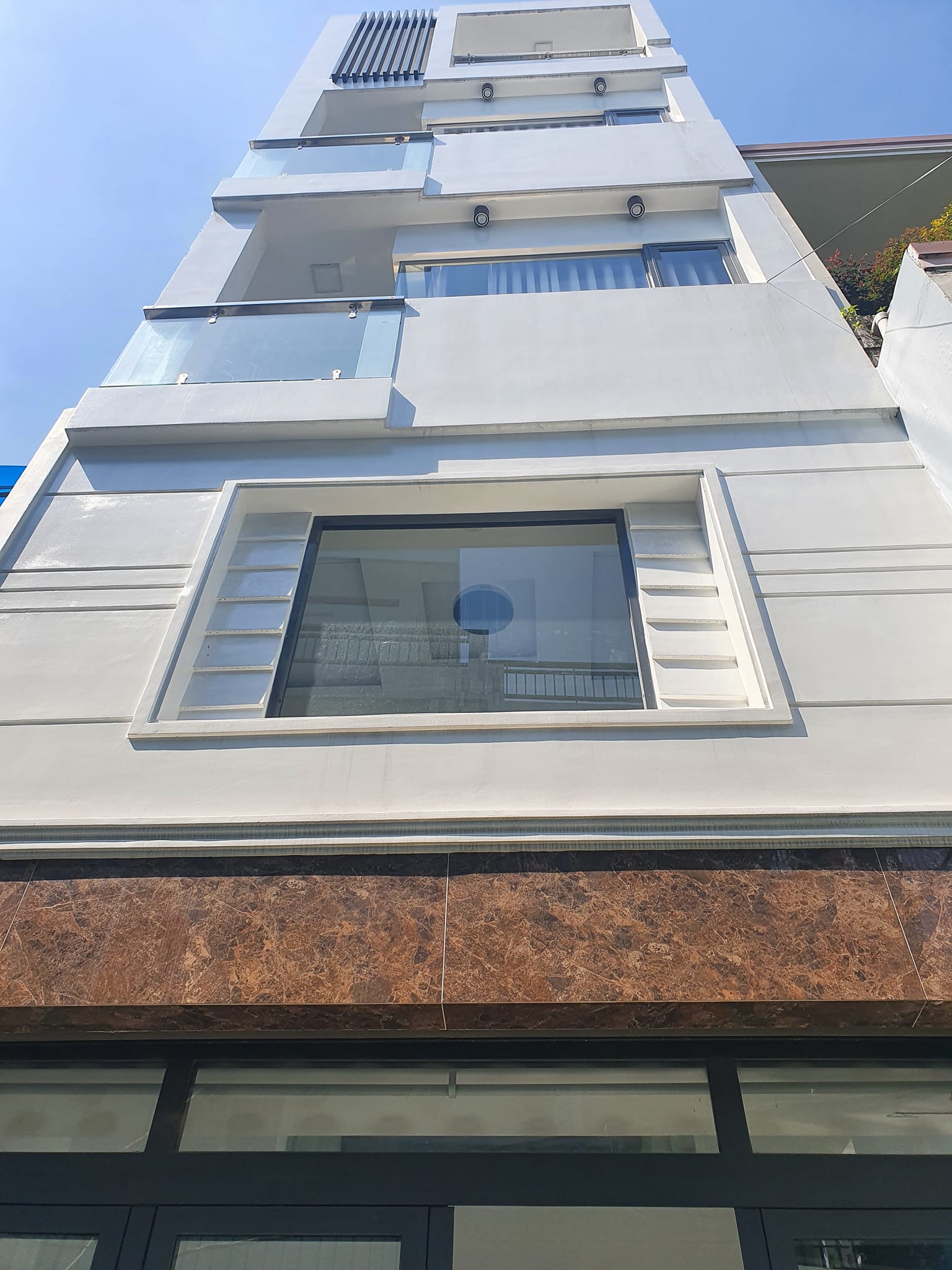 Nhà mới 40m² x 5 tầng – Cạnh Nhổn