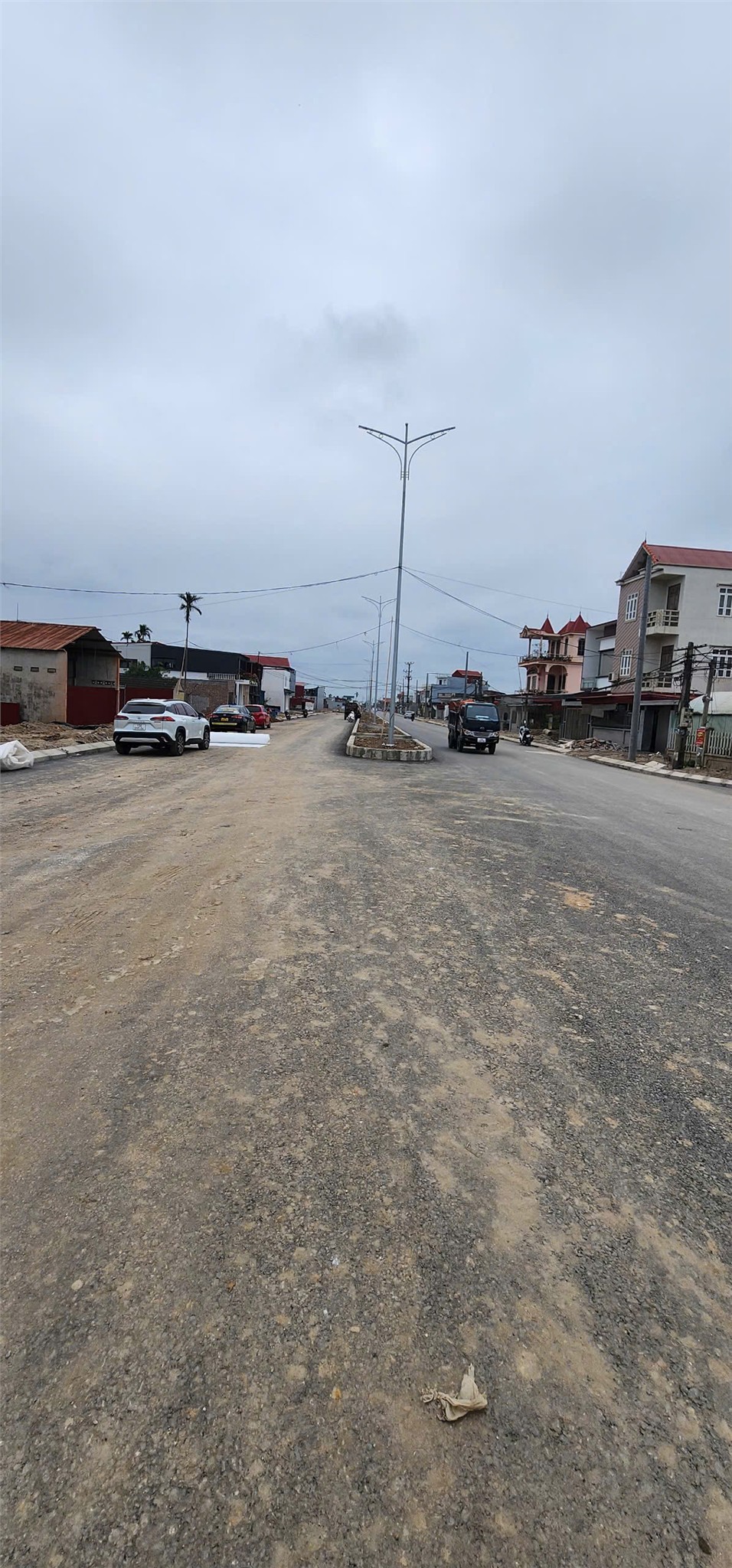 ĐẤT MẶT ĐƯỜNG HẢI PHONG – 95.3M² GIÁ CHỈ 4.8X TỶ – LÔ HIẾM TRỤC CHÍNH VINHOMES DƯƠNG KINH ZALO 0567 222 555