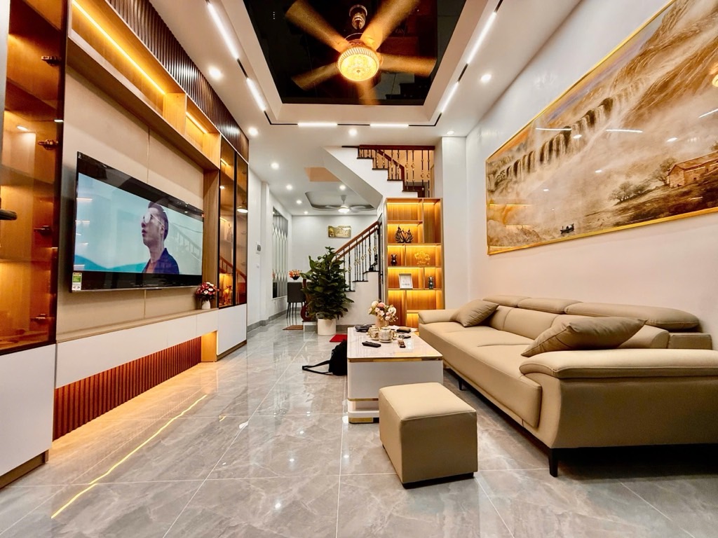 NHÀ KIM HOA ĐỐNG ĐA - 2 MẶT NGÕ - NHÀ MỚI - NỘI THẤT MỚI