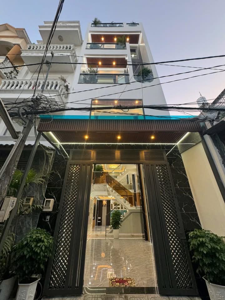 Bán nhà 3 tầng, 3PN Lâm Thị Hố,P tân chánh hiêp Q.12. DT 56m2 (4x14m), .