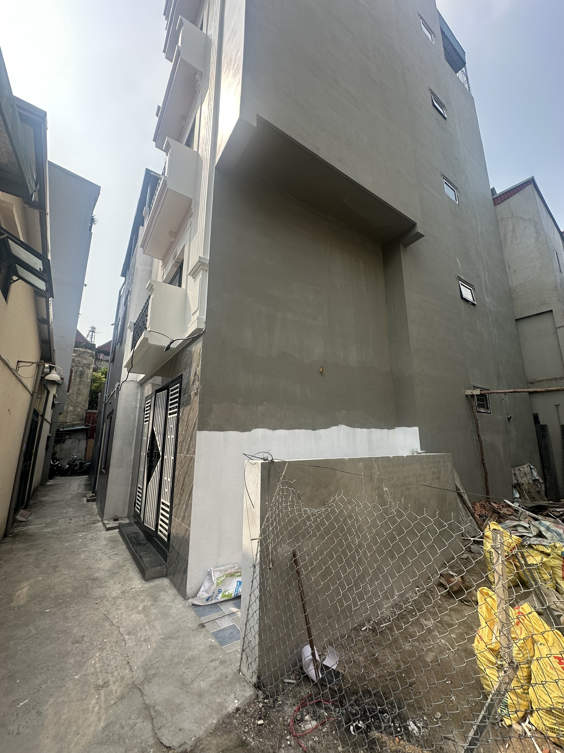 VỊ TRÍ HOÀNG KIM -MẶT TIỀN RỘNG - THANG MÁY - ĐƯỜNG TO, NGÕ NÔNG_ 6 TẦNG – 60M2 – 12,6 TỶ