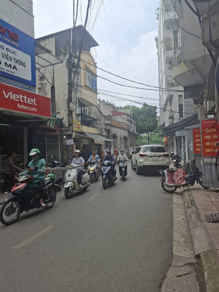 Đống Đa 53m 6 tầng, sát phố chỉ 8,5 tỷ, ngõ thẳng, nở hậu,