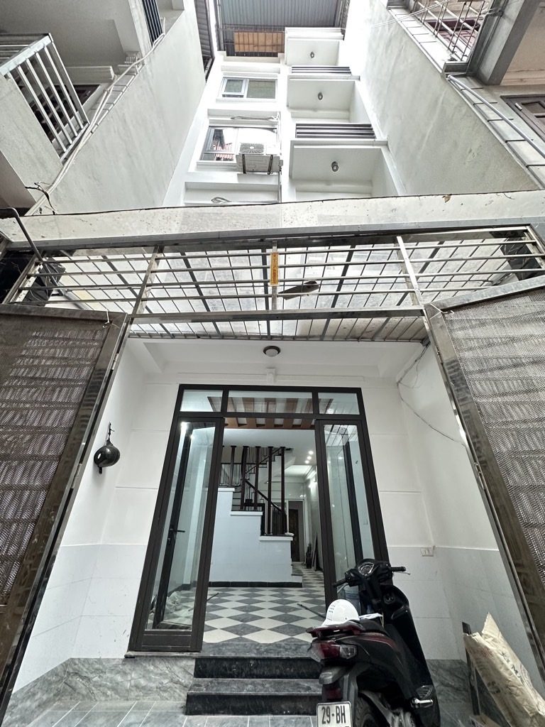 Hoàng Mai 51m chỉ 8,19 tỷ, phân lô, gần ô tô, nhà đẹp ở luôn