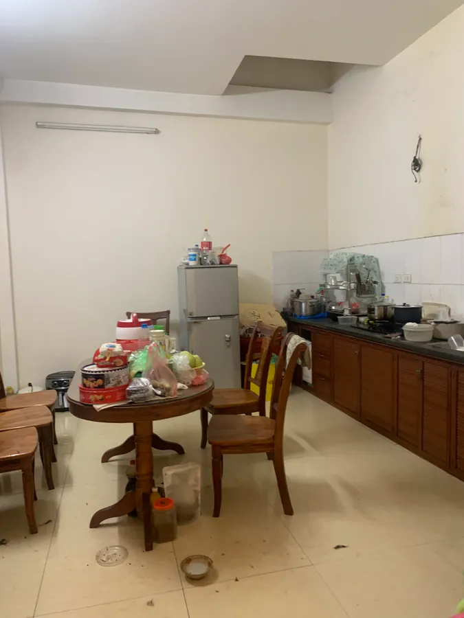 Bán Nhà Nguyễn Lương Bằng. Đống Đa. DT 64m2. MT 3,8m. 4 Tầng. Giá 12,7 Tỷ.