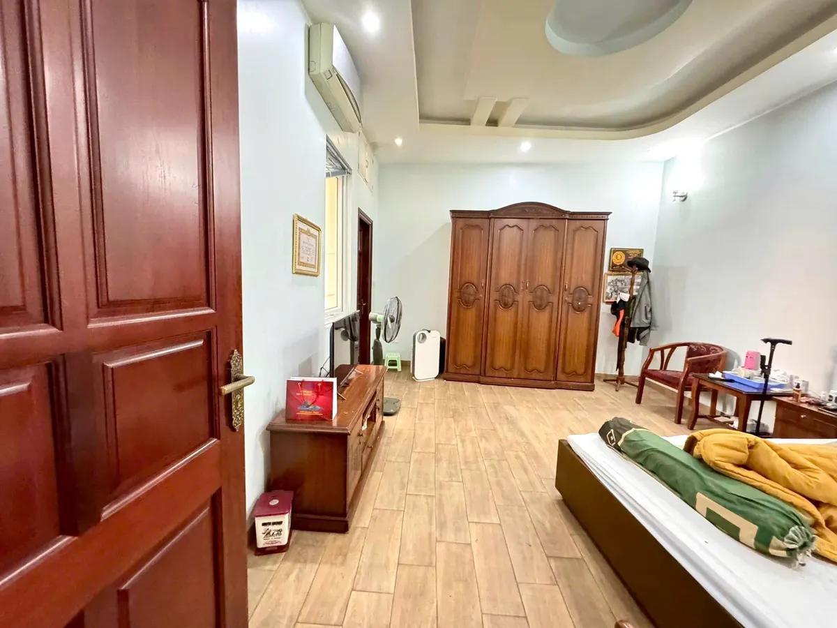 Bán Nhà Kim Đồng. Hoàng Mai. Ô Tô. Kinh Doanh. DT 78m2. MT 6m. 5 Tầng. Giá 19,4 Tỷ.