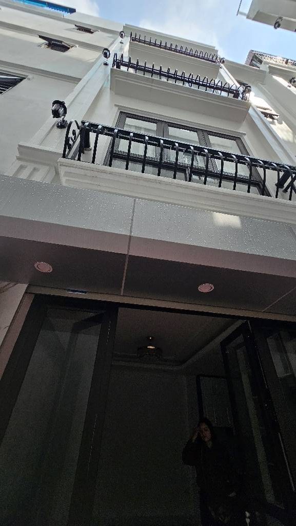 HIẾM – NHÀ MỚI 5 TẦNG – NGAY TT TỨ HIỆP – 5.35 TỶ