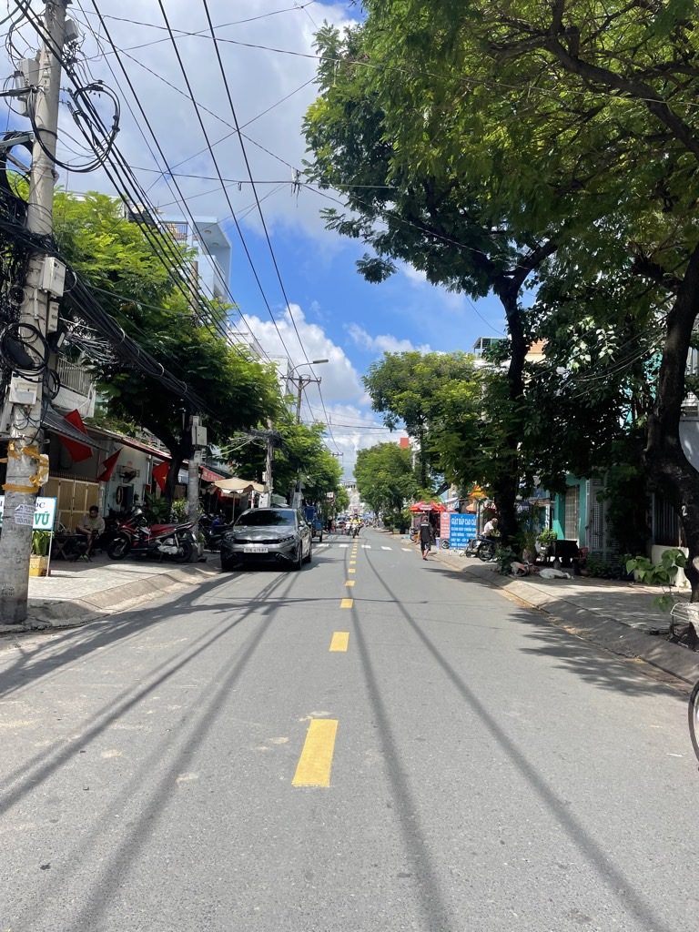 Bán nhà mặt tiền 5 tầng Cao Xuân Dục, giáp Quận 5, 4.5x15, rẻ 3 tỷ Quận 8 LH-0931172218