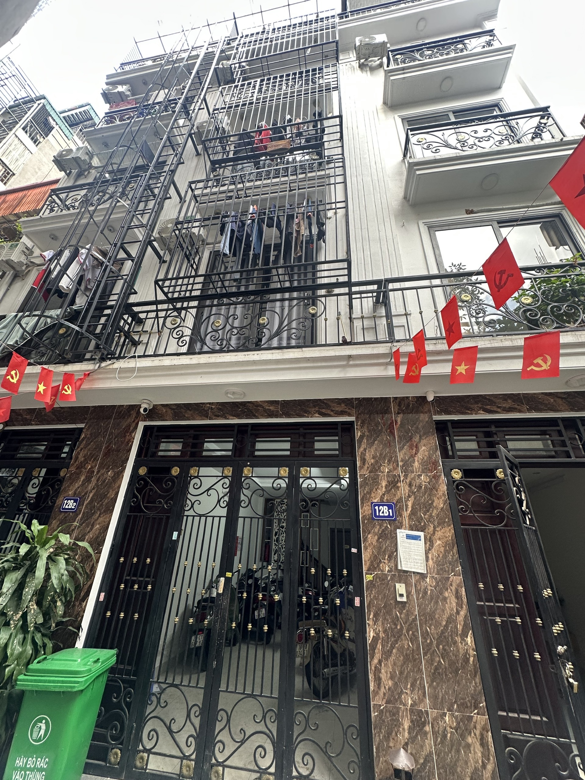 CCMN TRUNG TÂM CẦU GIẤY - NGÕ NÔNG - 9 P. KHÉP KÍN - BAGAC ĐỖ CỬA - 50M RA Ô TÔ_5 TẦNG- 50M2-14,4 TỶ.