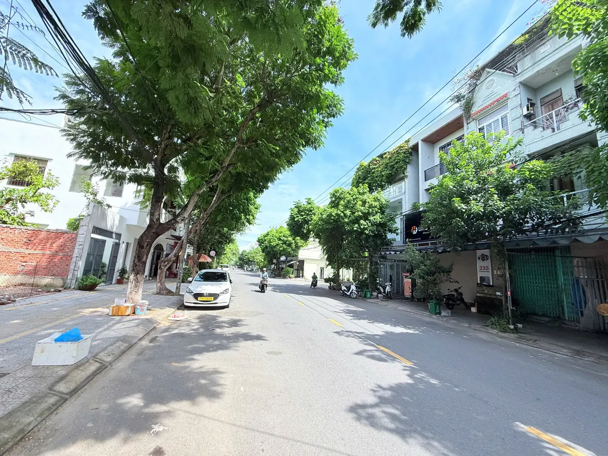  100m2