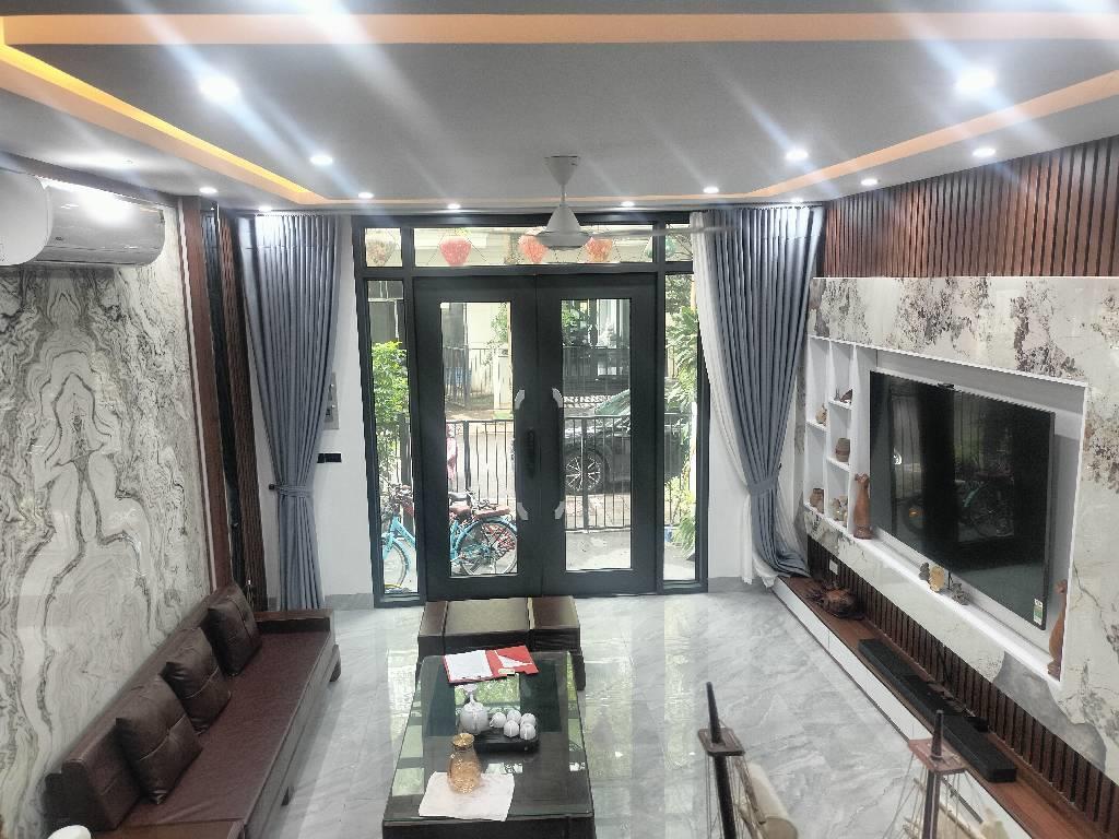 Nhà Phú Diễn 63m², 6 tầng, 5PN – Ô tô tránh, 2 thoáng, ngõ to hơn phố