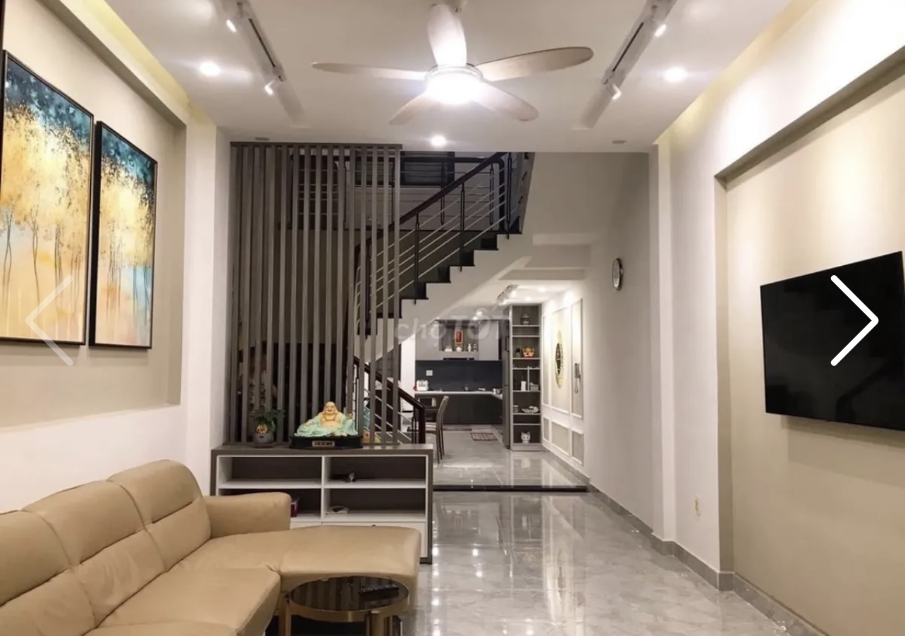 Nhà 4 tầng kiên cố mặt tiền Đinh Công Tráng