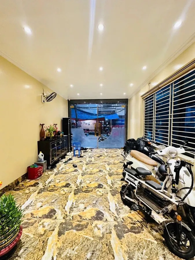 CHÍNH CHỦ GỬI BÁN NHÀ MẶT PHỐ ĐỒNG BÁT – NAM TỪ LIÊM – 70M² – 7 TẦNG – THANG MÁY – LÔ GÓC – GIÁ 33 TỶ