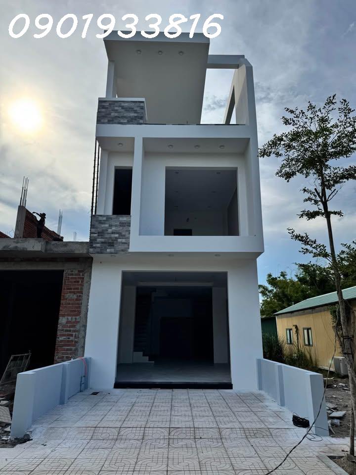 Tiện Ích Đầy Đủ: Cuộc Sống Trọn Vẹn & Hiện Đại Gần Khu Đô Thị Tây Bắc Tại Khu Dân Cư Tân Hội.