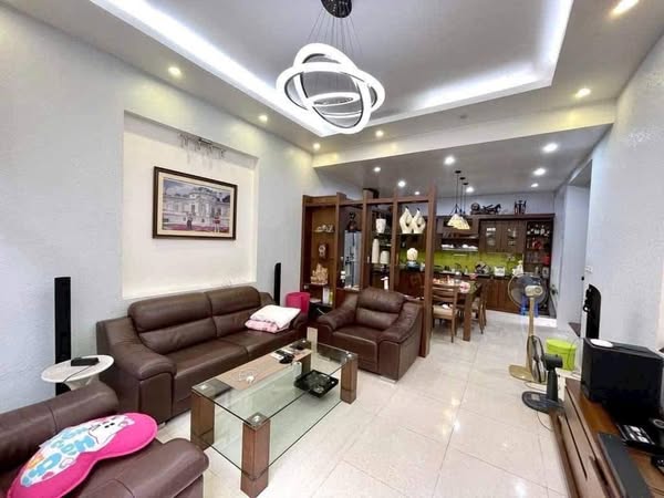 Bán nhà Võng Thị Trích Sài – 60m² 5 tầng nhà đẹp ở ngay, chỉ 14.96 tỷ