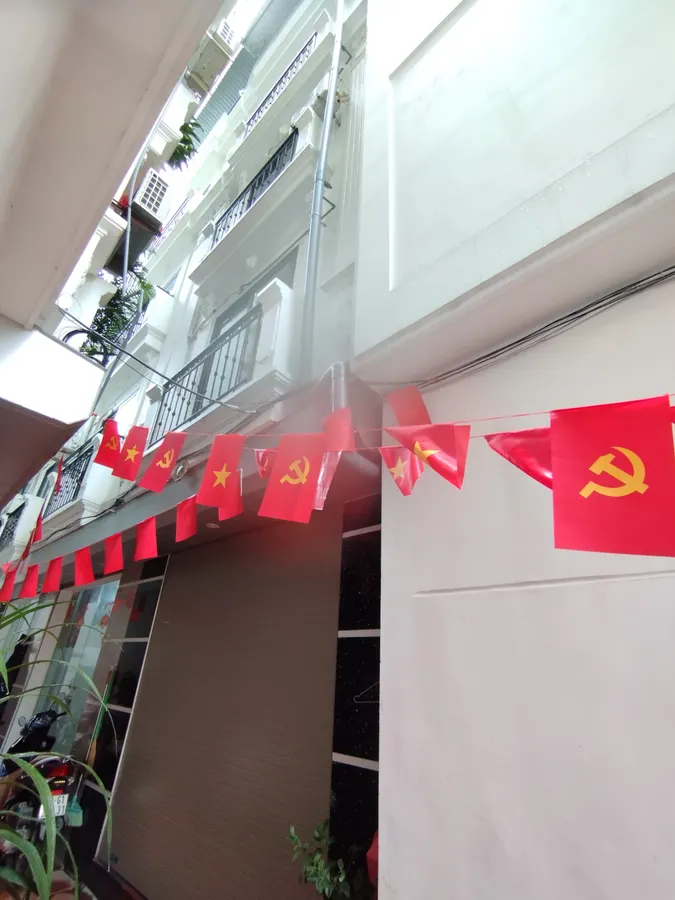 NHÀ MỚI Ở LUÔNG FULL NỘI THẤT Phúc Lợi-Long Biên 30m2 X 5 tầng 5.5 tỷ Long Biên Hà Nội.