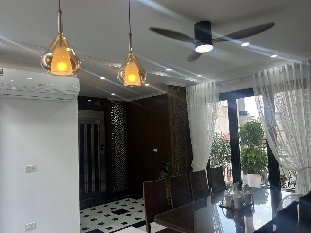 Kim Mã – Nhà đẹp 50m, 6 tầng thang máy, an cư lý tưởng – Giá nhỉnh 14 tỷ