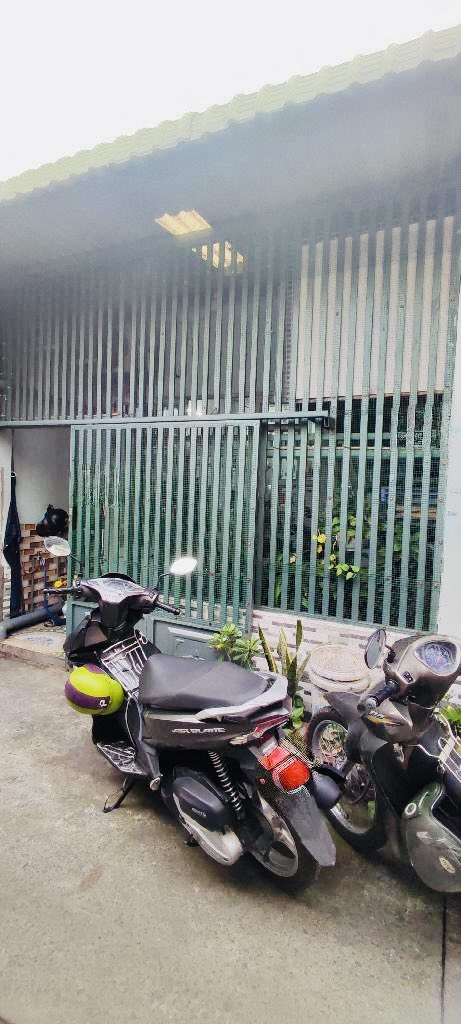 BÁN ĐẤT TẶNG NHÀ – NGAY AEON – HẺM 4M – SÁT MT – 64M² NỞ HẬU CHỈ 5.X TỶ