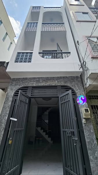 Nhà HXH Đường Âu Dương Lân Quận 8 Phường 3 Cũ.