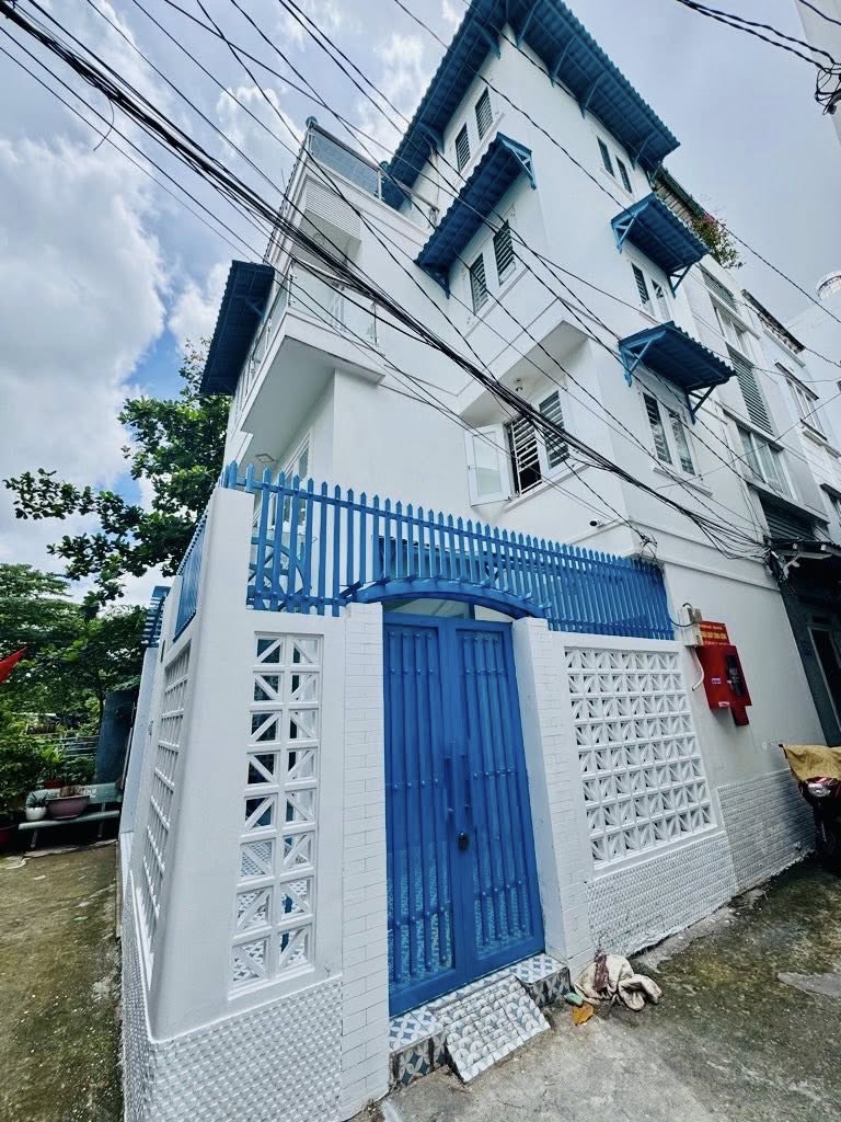 BÁN NHÀ LÔ GÓC VIEW CÔNG VIÊN – 4 TẦNG 4PN – 53M² NGANG 7M – GẦN AEON CHỈ 6.X