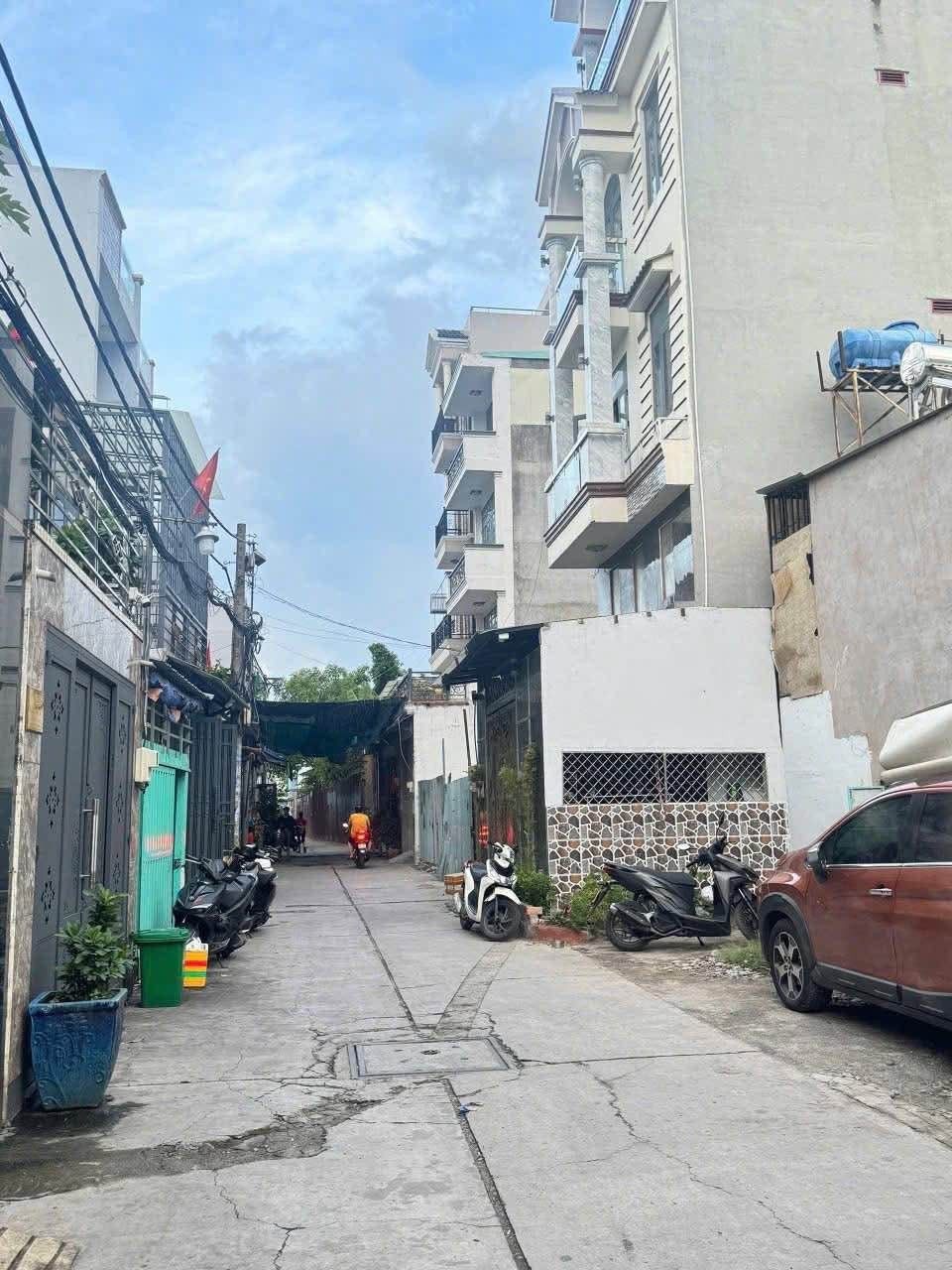 #NHÀ _ĐẸP- 3 TẦNG – HXH THÔNG _P.12, GÒ VẤP – 32M² - FULL NỘI THẤT– NHỈNH 5 TỶ