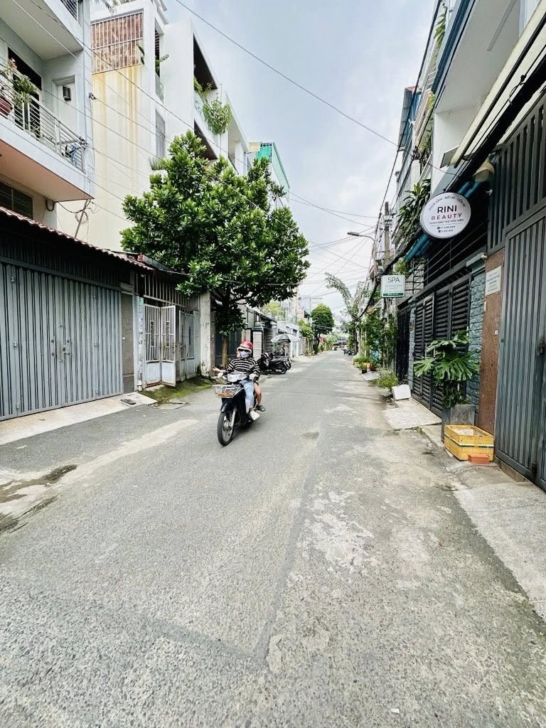 BÁN NHÀ NGUYỄN SƠN – ĐƯỜNG 8M THÔNG – 64M² – 5 TẦNG – GIÁ CHỈ 9.X TỶ