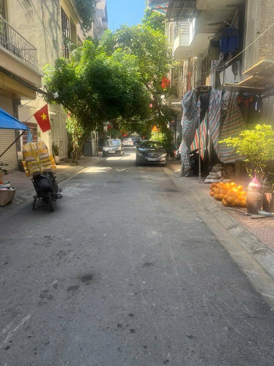 NGÕ 105, XUÂN LA, TÂY HỒ- VỈA HÈ-KD-Ô TÔ: 70M X4T, MT 4,2M, GIÁ 24,4 TỶ.