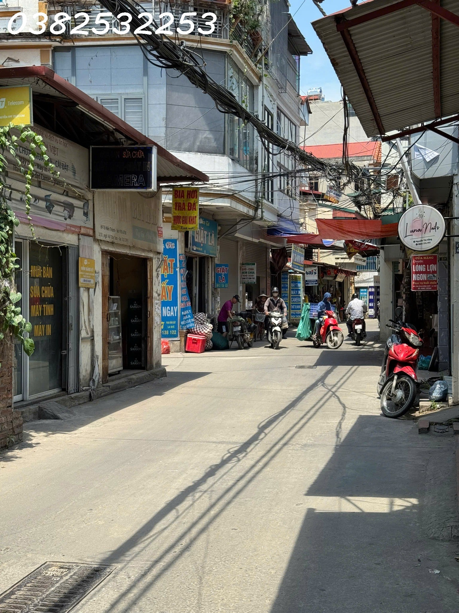 NHÀ MẶT PHỐ LAI XÁ – 1 NHÀ RA QL32 - Diện tích 40m2 - 4 tầng - giá chỉ 8,x tỷ.