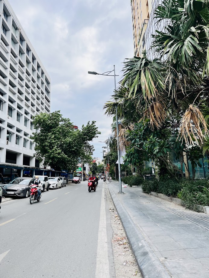 Bán nhà phân lô Hoàng Văn Thái 6 tầng thang máy – Gần Royal City, tiện ích đủ đầy cho gia đình