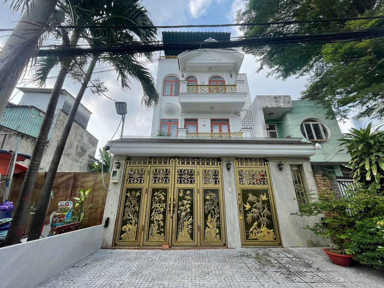 HÓT! HÓT ! HÓT! SIÊU PHẨM - NHÀ ĐẸP - GIÁ TỐT