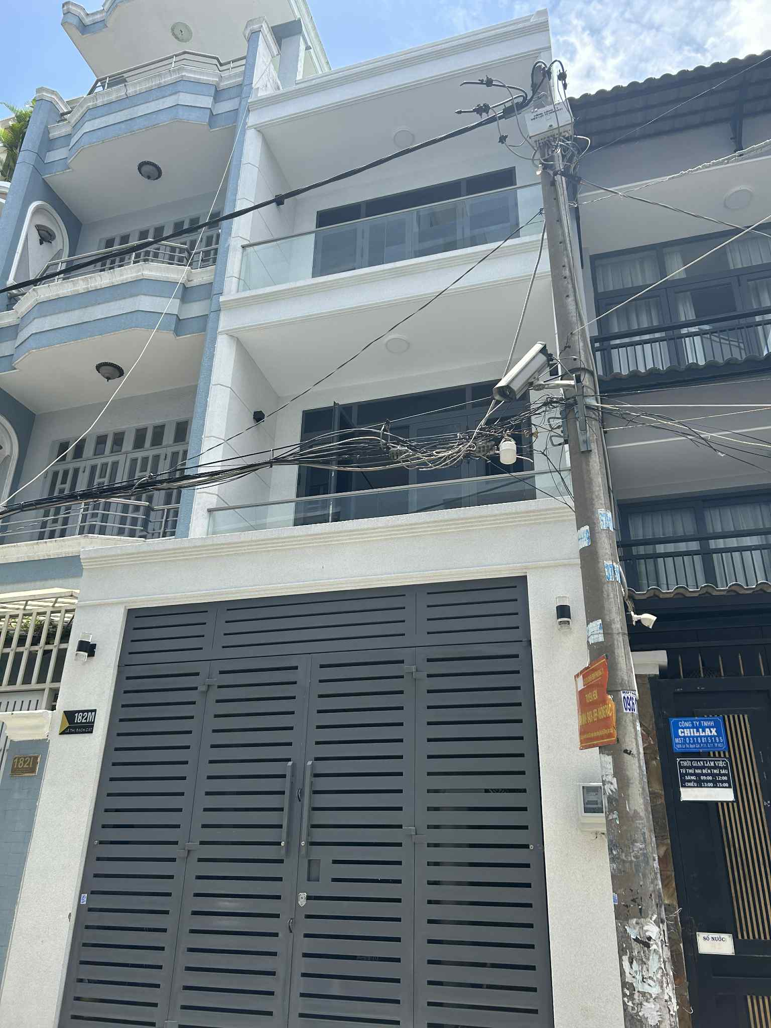 Chính Chủ Bán HXH 182M Lê Thị Bạch Cát, Phường 11, Quận 11: DT 4.15x20m, Giá 11,5 tỷ - Liên Hệ Ngô Tú 0911160692